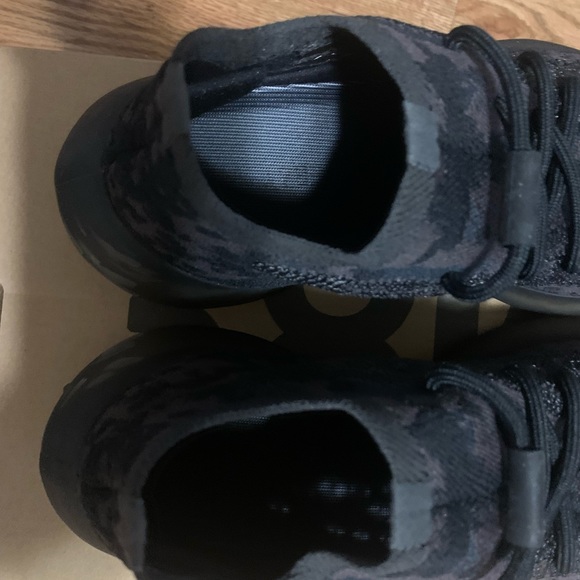 Yeezy Boost 380 size 6 woman real offers please - Picture 6 of 8